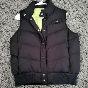 Gap puffer vest size mediun